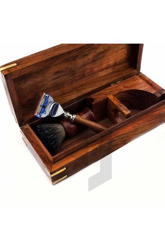 ROSE WOOD BOX WITH SHAVING SET